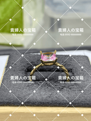 vqafa - 貴婦人の宝箱